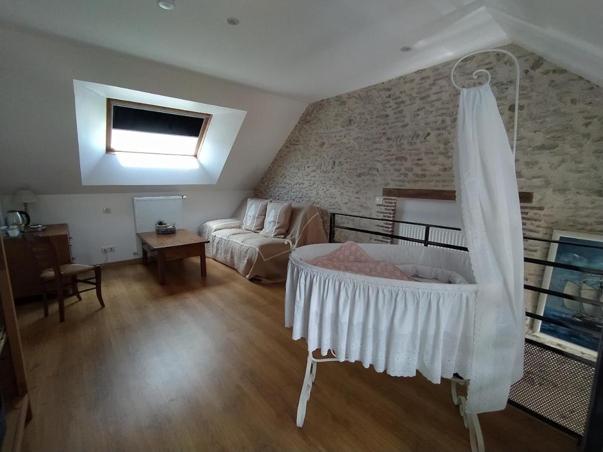 Hotel Les Ormeaux Oisly Esterno foto